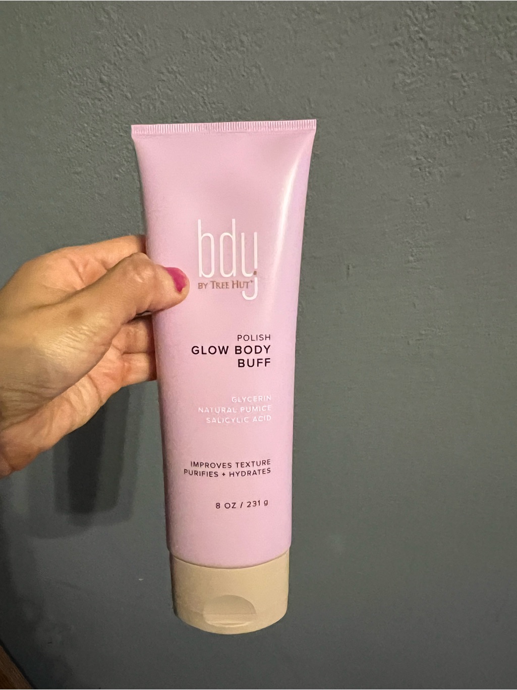 New Bdy By Tree Hut Glow Body Buff - Pink Tube